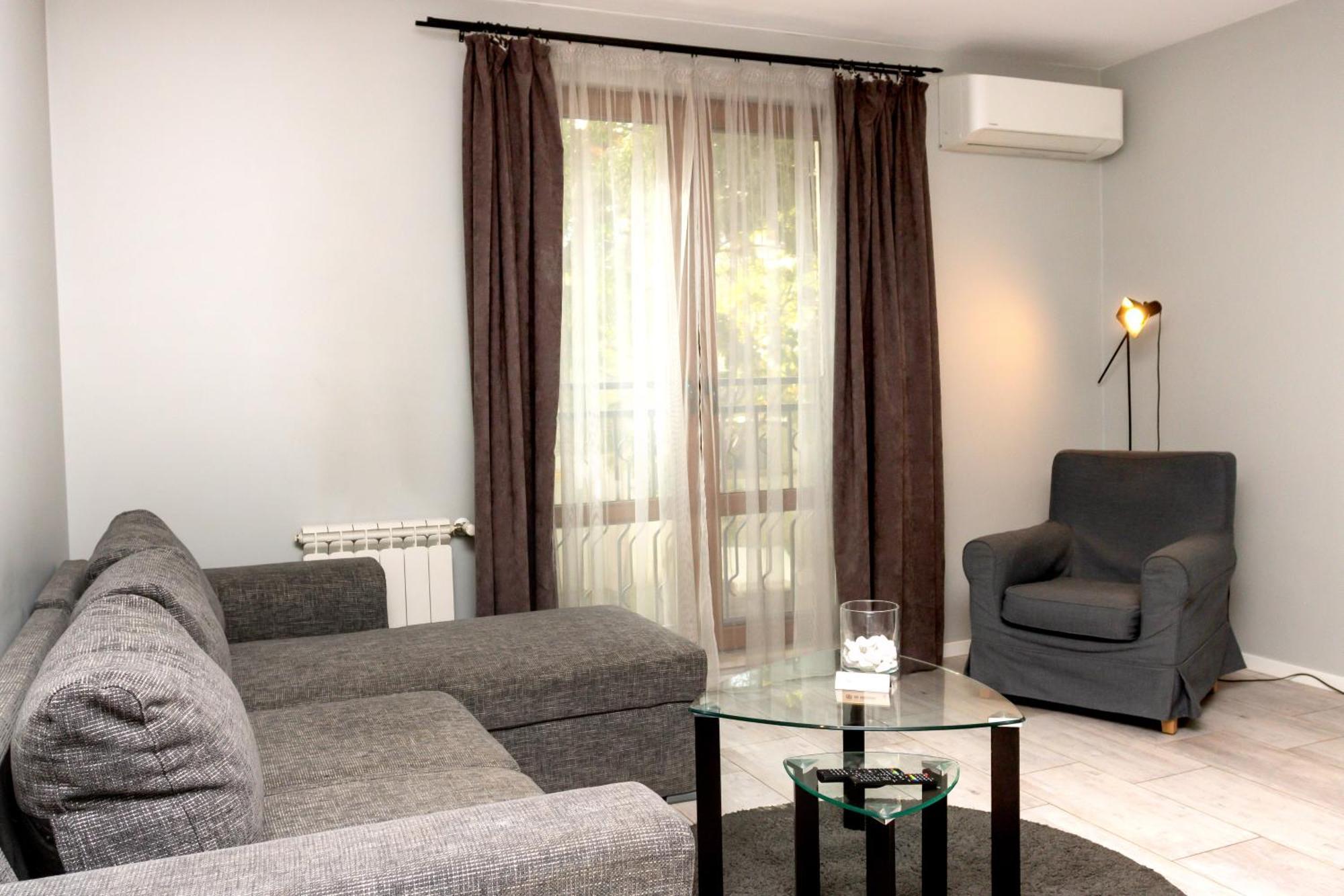 Mon Ami Apart In Studentski Grad Area Sofia Ngoại thất bức ảnh